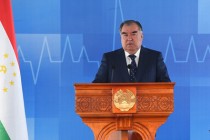 رئیس جمهوری تاجیکستان: کلیه موسسات مراقبت های بهداشتی، شرکت های داروسازی، داروخانه ها و شرکت های واردکننده دارو باید به کار شبانه روزی منتقل شوند