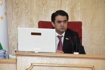جلسه سوم مجلس ملی مجلس عالی جمهوری تاجیکستان دعوت ششمین در دوشنبه برگزار شد