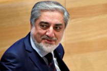 عبدالله عبدالله، رئیس شورای عالی مصالحه ملی افغانستان وارد دوشنبه شد