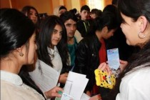 کشورهای کویت، قزاقستان، بلاروس و اوکراین برای تحصیل شهروندان تاجیکستان بورس های تحصیلی در نظر گرفته اند