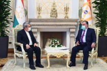 امامعلی رحمان، رئیس جمهور جمهوری تاجیکستان با عبدالرضا رحمانی فضلی، وزیر امور داخلی جمهوری اسلامی ایران دیدار و گفتگو کردند