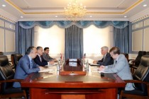 وزیر امور خارجه تاجیکستان با سفیر آمریکا توسعه روابط دوجانبه را بررسی کردند