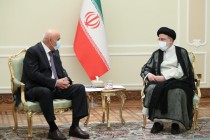 محمدطاهر ذاکرزاده، رئیس پارلمان تاجیکستان با سیید ابراهیم رئیسی، رئیس جمهور تازه منتخب جمهوری اسلامی ایران دیدار کرد