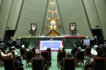محمدطاهر ذاکرزاده در مراسم تحلیف رئیس جمهور تازه انتخاب ایران شرکت کرد
