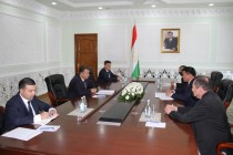 قاهر رسول زاده، نخست وزیر تاجیکستان با صاینبویان عمرسایخان، معاون نخست وزیر مغولستان دیدار کرد