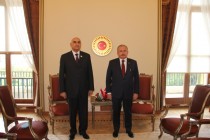 محمدطاهر ذاکرزاده، رئیس مجلس نمایندگان مجلس عالی جمهوری تاجیکستان با مصطفی شنتوپ، رئیس مجلس بزرگ ملی ترکیه دیدار کرد