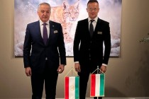 سراج الدین مهرالدین با وزرای خارجه مجارستان و لتونی دیدار کرد