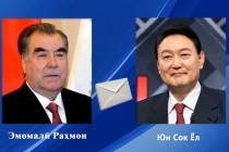 امامعلی رحمان، رئیس جمهور جمهوری تاجیکستان با ارسال پیامی یون سوک یول، رئیس جمهور جدید جمهوری کره جنوبی را تبریک گفتند