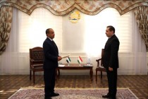 سفرای جدید امارات متحده عربی و عمان در تاجیکستان وارد دوشنبه شدند