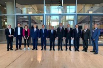 شرکت سفیر تاجیکستان در اولین نشست اعضای جدید گروه بین پارلمانی “آلمان – آسیای مرکزی و مغولستان”