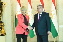 امامعلی رحمان، رئیس جمهور جمهوری تاجیکستان با هلگا اشمید، دبیرکل سازمان امنیت و همکاری اروپا دیدار و گفتگو کردند
