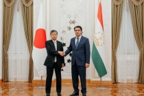 رستم امامعلی، رئیس شهر دوشنبه با توشیهیرو آیکی، سفیر ژاپن در تاجیکستان دیدار و گفتگو کرد
