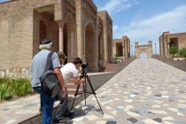 سینماگران آلمانی دو فیلم کوتاه 20 دقیقه ای درباره ظرفیت های گردشگری تاجیکستان تهیه می کنند