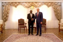 تاجیکستان و اتحادیه جزایر کومور به گسترش همکاری ها ابراز علاقه کردند