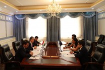 سراج الدین مهرالدین با رئیس هیئت اتحادیه اروپا در تاجیکستان دیدار کرد