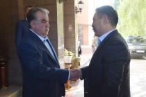 امامعلی رحمان، رئیس جمهور جمهوری تاجیکستان با سدیر جپارف، رئیس جمهور جمهوری قرقیزستان دیدار و گفتگو کردند