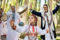 پانزدهمین جشنواره بین المللی فرهنگی و گردشگری در خاروغ برگزار می شود