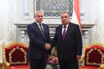 امامعلی رحمان، رئیس جمهور جمهوری تاجیکستان با استانیسلاو زاس، دبیرکل سازمان پیمان امنیت جمعی دیدار و گفتگو کردند