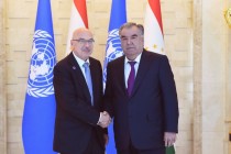 امامعلی رحمان، رئیس جمهور جمهوری تاجیکستان با ولادیمیر ورونکف، معاون دبیرکل سازمان ملل متحد، رئیس دفتر مبارزه با تروریسم سازمان ملل متحد دیدار و گفتگو کردند