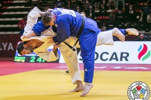 Temur-Rahimov-Anlaliya-medali-birintsi-1