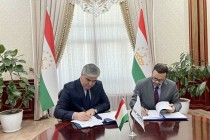 4 موافقتنامه کمک مالی بین تاجیکستان و اتحادیه توسعه بین المللی امضا شد