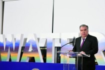 امامعلی رحمان، رئیس جمهور جمهوری تاجیکستان در مراسم “آب ما را متحد می کند” شرکت و سخنرانی کردند