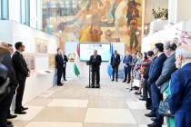 امامعلی رحمان، رئیس جمهور جمهوری تاجیکستان در مراسم افتتاحیه نمایشگاه “تاریخ توسعه تاجیکستان” در مقر سازمان ملل شرکت و سخنرانی کردند