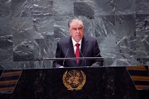 امامعلی رحمان، رئیس جمهور جمهوری تاجیکستان در مناظره های عمومی هفتاد و هشتمین نشست مجمع عمومی سازمان ملل متحد شرکت کردند