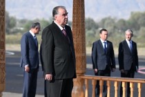 امامعلی رحمان، رئیس جمهور جمهوری تاجیکستان از ناحیه فرخار استان ختلان بازدید کردند