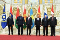 امامعلی رحمان، رئیس جمهور جمهوری تاجیکستان در نشست نوبتی شورای امنیت جمعی سازمان پیمان امنیت جمعی شرکت کردند