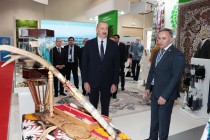 الهام علی اف، رئیس جمهور جمهوری آذربایجان در نمایشگاه کشورهای عضو برنامه ویژه سازمان ملل متحد برای اقتصاد کشورهای آسیای مرکزی از غرفه تاجیکستان تمجید کرد
