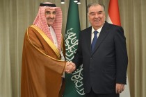 پیشوای ملت، امامعلی رحمان با سلطان عبدالرحمان المارشاد، رئیس صندوق توسعه عربستان دیدار و گفتگو کردند