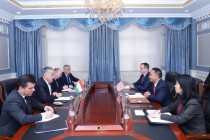 در دوشنبه چشم انداز گسترش همکاری بین تاجیکستان و ایالات متحده آمریکا بررسی شد