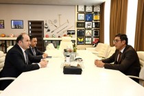 تاجیکستان و آذربایجان در مورد گسترش روابط دوجانبه در زمینه ورزش و آموزش جوانان گفتگو کردند