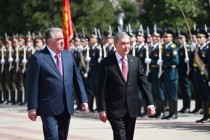 سفر رسمی پیشوای ملی ترکمنستان، قربانقلی بردی محمداف، رئیس خلق مصلحتی ترکمنستان به جمهوری تاجیکستان آغاز شد
