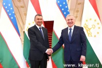 رئیس جمهور جمهوری ازبکستان با نخست وزیر جمهوری تاجیکستان دیدار و گفتگو کرد