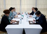 موسومه موئینی در چارچوب همایش زنان آسیای با تنزیله نورباآوا دیدار و گفتگو کرد