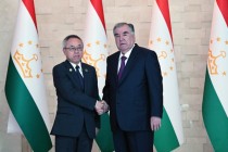 امامعلی رحمان، رئیس جمهور جمهوری تاجیکستان با لی جونهوا، معاون دبیرکل سازمان ملل متحد در امور اقتصادی و اجتماعی دیدار و گفتگو کردند