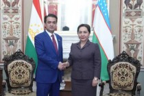 رستم امامعلی، رئیس مجلس ملی مجلس عالی جمهوری تاجیکستان با تنزیله ناربایوا، رئیس سنای مجلس عالی جمهوری ازبکستان دیدار و گفتگو کرد