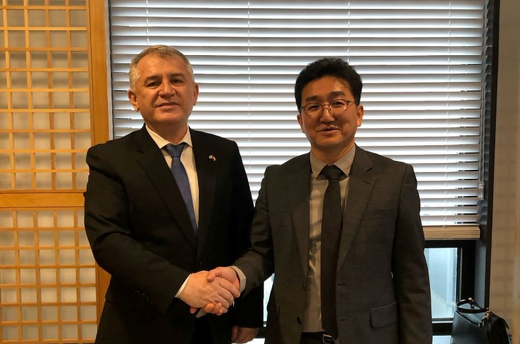 Vohur-bo-i-rokunandai-vazifai-muovini-vaziri-far-ang-varzish-va-sajyo-ii-um-urii-Koreya
