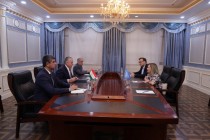 وزیر امور خارجه تاجیکستان با دبیرکل سازمان هواشناسی جهانی دیدار و گفتگو کرد