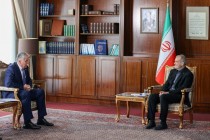 رئیس جمهور جمهوری اسلامی ایران با وزیر امور خارجه تاجیکستان دیدار و گفتگو کرد
