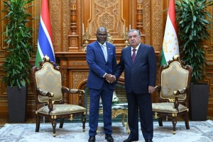 Prezidenti-um-urii-To-ikiston-Emomal-Ra-mon-Noibi-Prezidenti-um-urii-Gambiya-Mu-ammad-YAllouro-ba-uzur-paziruftand