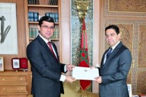 سفیر تاجیکستان در مراکش نسخه استوارنامه خود را به وزیر امور خارجه این کشور تسلیم کرد
