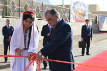 امامعلی رحمان، رئیس جمهور کشورمان در شهرستان ونج جاده مرکز شهرستان تا نقطه اتصال بزرگراه دوشنبه-کولما را افتتاح کردند