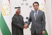 رستم امامعلی با شیخ سرور بن محمد آل نهیان دیدار و گفتگو کرد