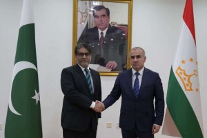 Kotibi_SHuroi_Aminyat_va_Safiri_Pokiston_1