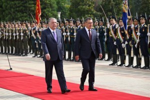 Marosimi-isti-boli-Prezidenti-um-urii-ir-iziston-Sadir-ZHaparov-dar-asri-millat