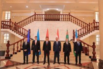 گفتگوی سطح بالا در مورد سیاست و امنیت بین اتحادیه اروپا و آسیای مرکزی در دوشنبه برگزار شد