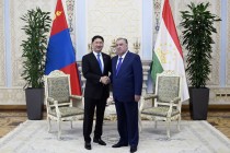 دیدار و مذاکرات سطح بالا بین تاجیکستان و مغولستان در کاخ ملت